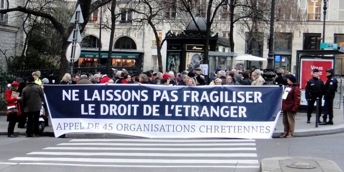 Manifestation Ne laissons pas fragiliser le droit de l’étranger