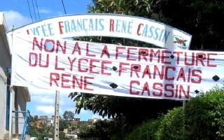 Non à la fermeture du Lycée René Cassin