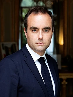 Encore un gouvernement de droite !
