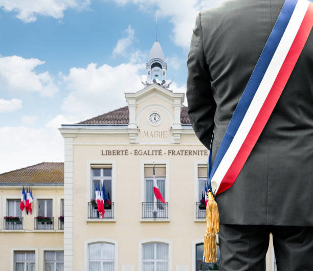 A bas la République !